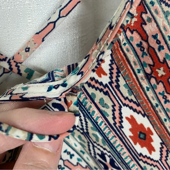 Torrid Multicolor Geometric Blouse - Picture 10 of 12